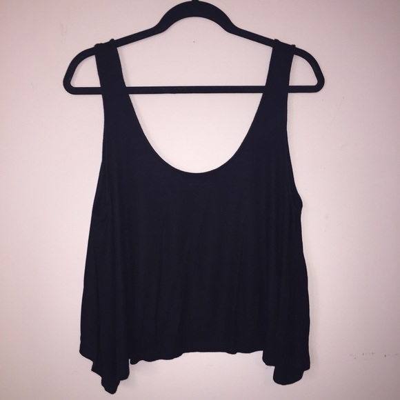 BONGO Tops - Black Crop Top